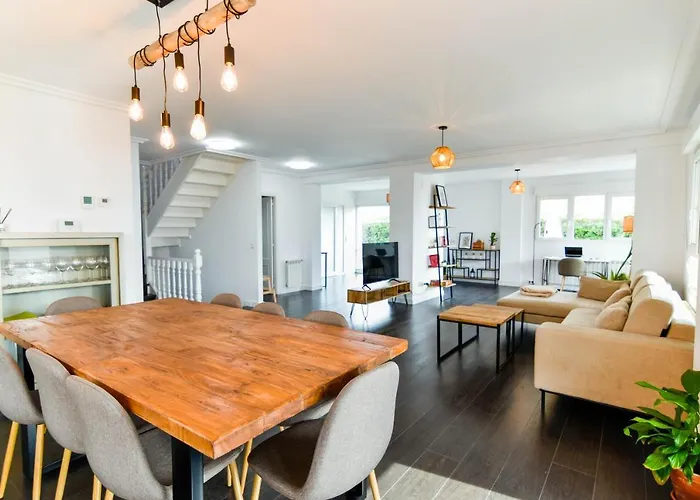 Espectacular Casa Con Vistas Al Mar Ajo